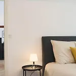 Le Contemporain, Hypercentre Apartment *