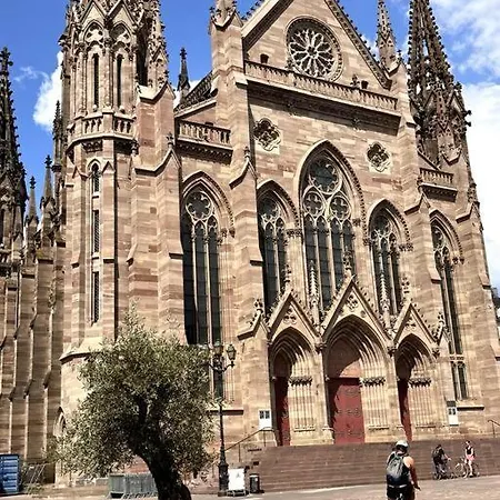 Le Contemporain, Hypercentre Apartament *